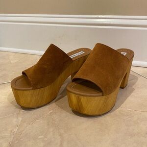 Steve Madden Playdate Chestnut suede mule/ chunky heeled sandal